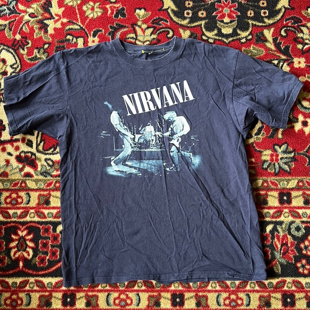 🎸VINTAGE NIRVANA TEE🤘